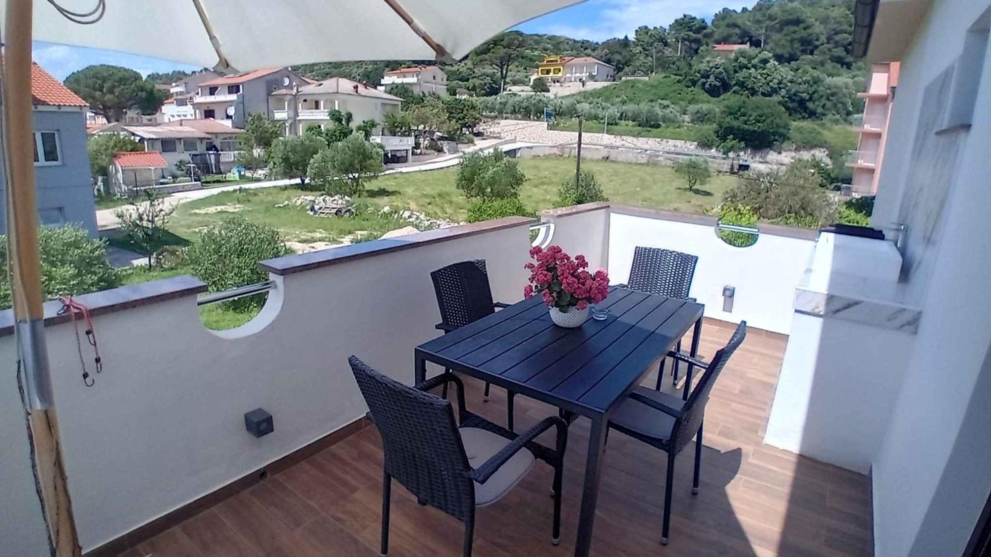Kampor Apartment 3 Kültér fotó